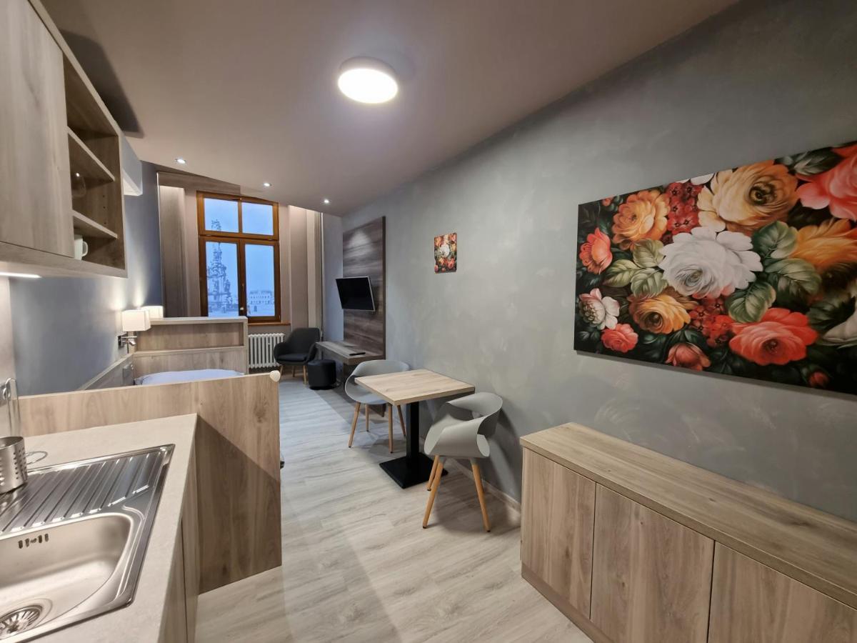 Kadaň Apartmany Etenia מראה חיצוני תמונה